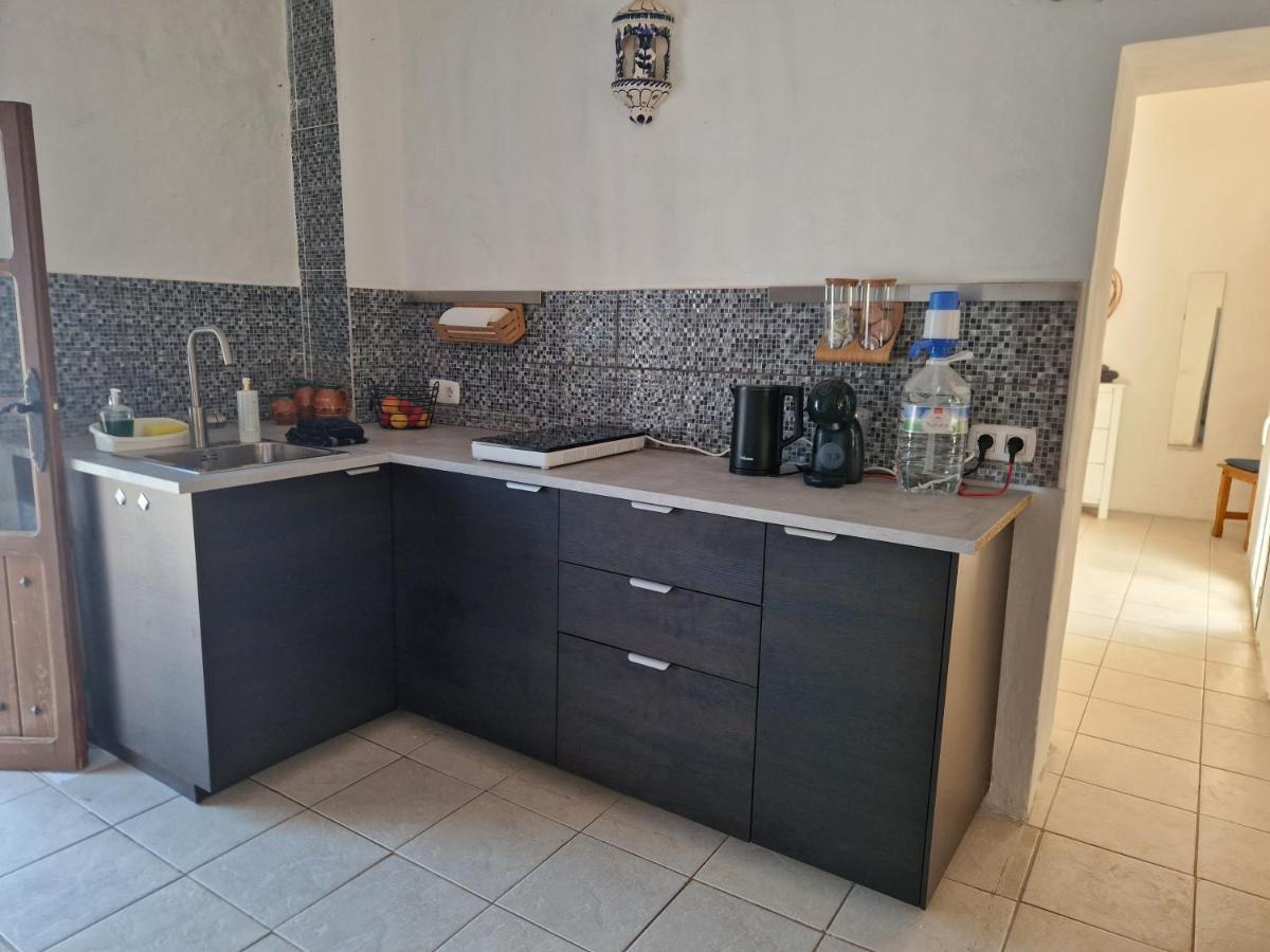 Casa De La Familia - Appartement Baza Exteriör bild